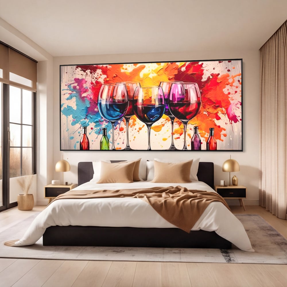 Tablou canvas cu pictura cu pahare de vin si pete, in rama de aluminiu negru, pe perete intr-un dormitor